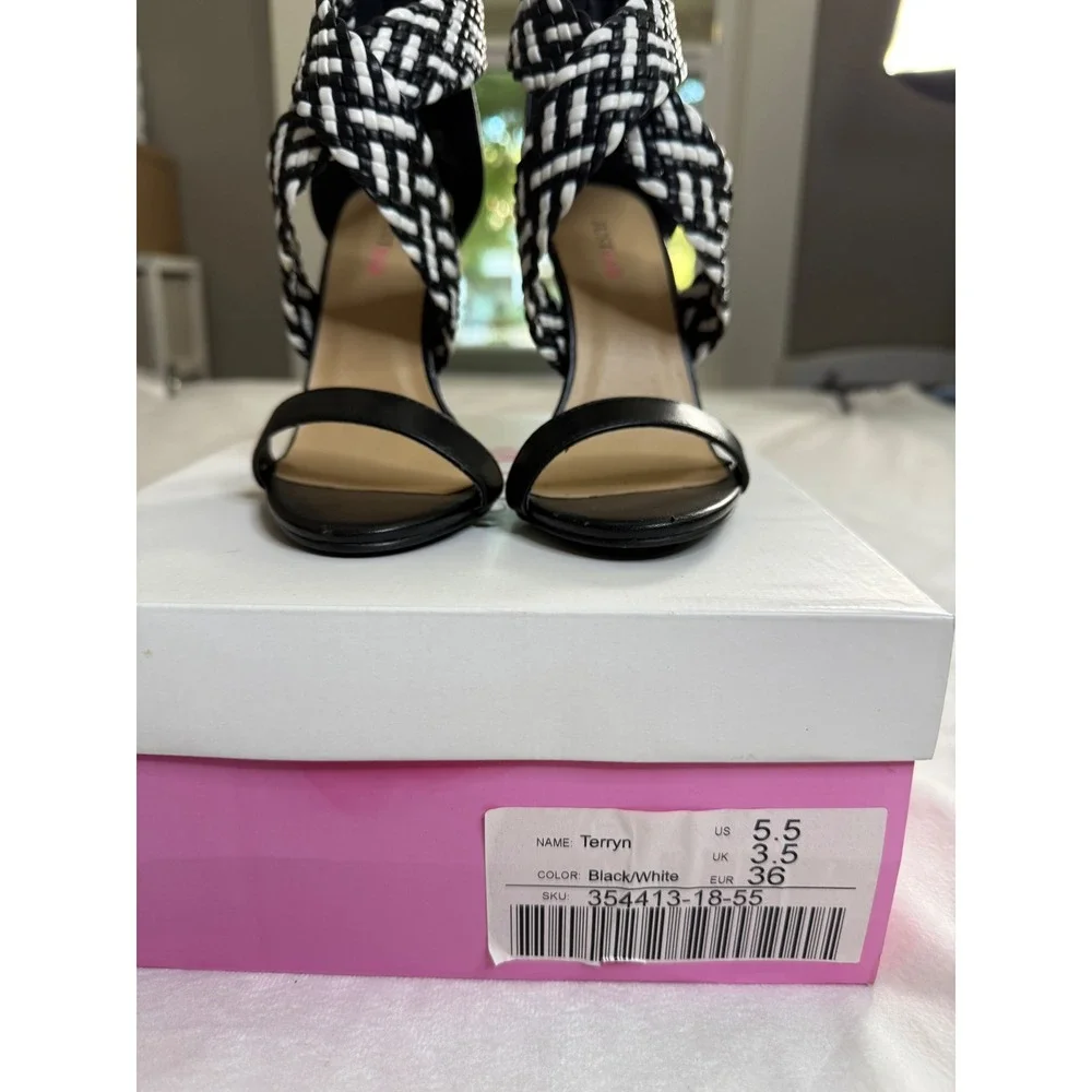 JustFab Terryn Black White Woven Stiletto Heel Sandals 5.5 354413-18-55